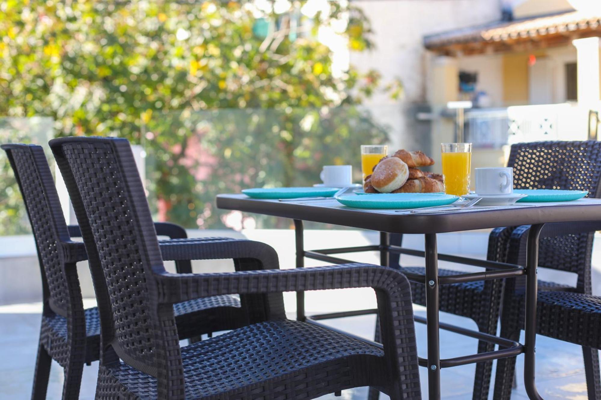 Corfu Gold Luxury Suites Benitses  Exterior photo